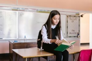 A leitura amplia o entendimento emocional dos adolescentes